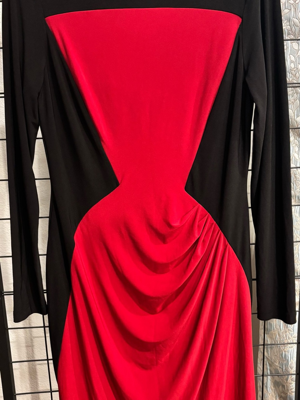 Ralph Lauren Black & Red Long Sleeve Ruched Midi Dress Size 10